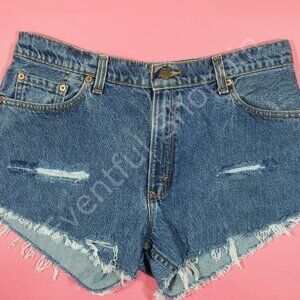 Vintage Levis 556 Guys Fit Shorts Womens 33 Blue Cut Off Straight Leg 90s USA